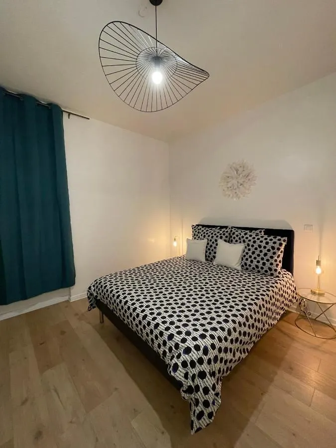 Appartement Cosy A Deux Pas Du Centre Ville Montauban Apartment